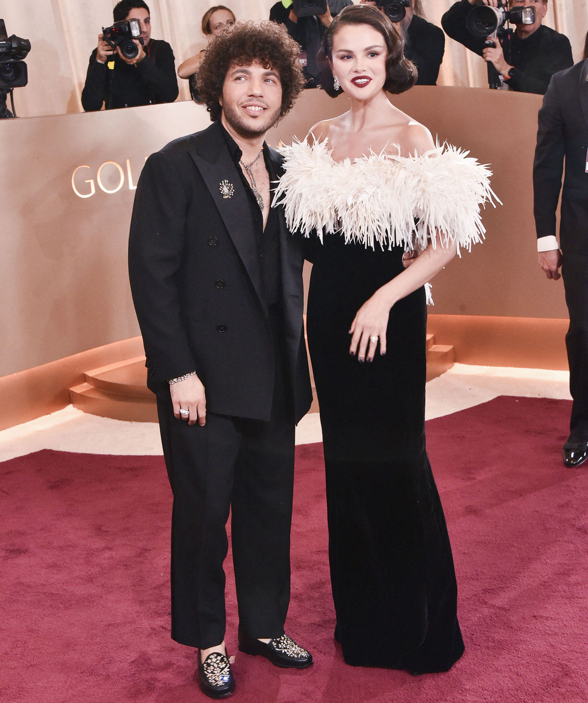 Selena Gomez's Golden Globes Gown Took HOW LONG To Make?! OMG!