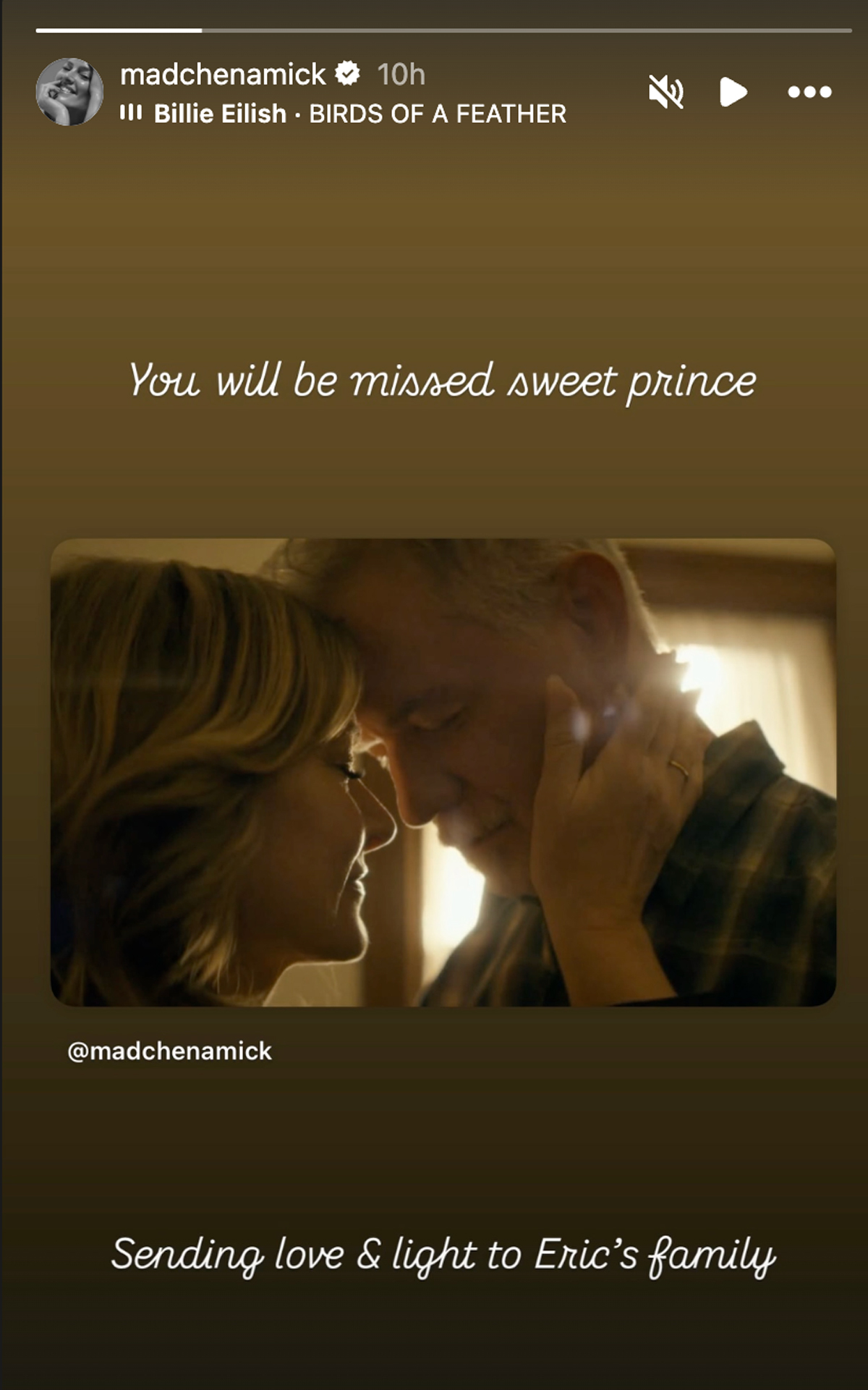 Ashton Kutcher, Alyssa Milano, & More Celebs React To Devastating Death Of Eric Dane