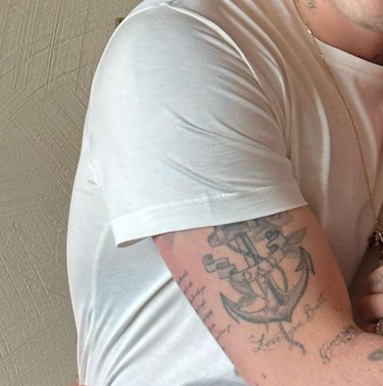 Brooklyn Beckham Covers Up Meaningful David Tattoo Amid Feud With His Parents