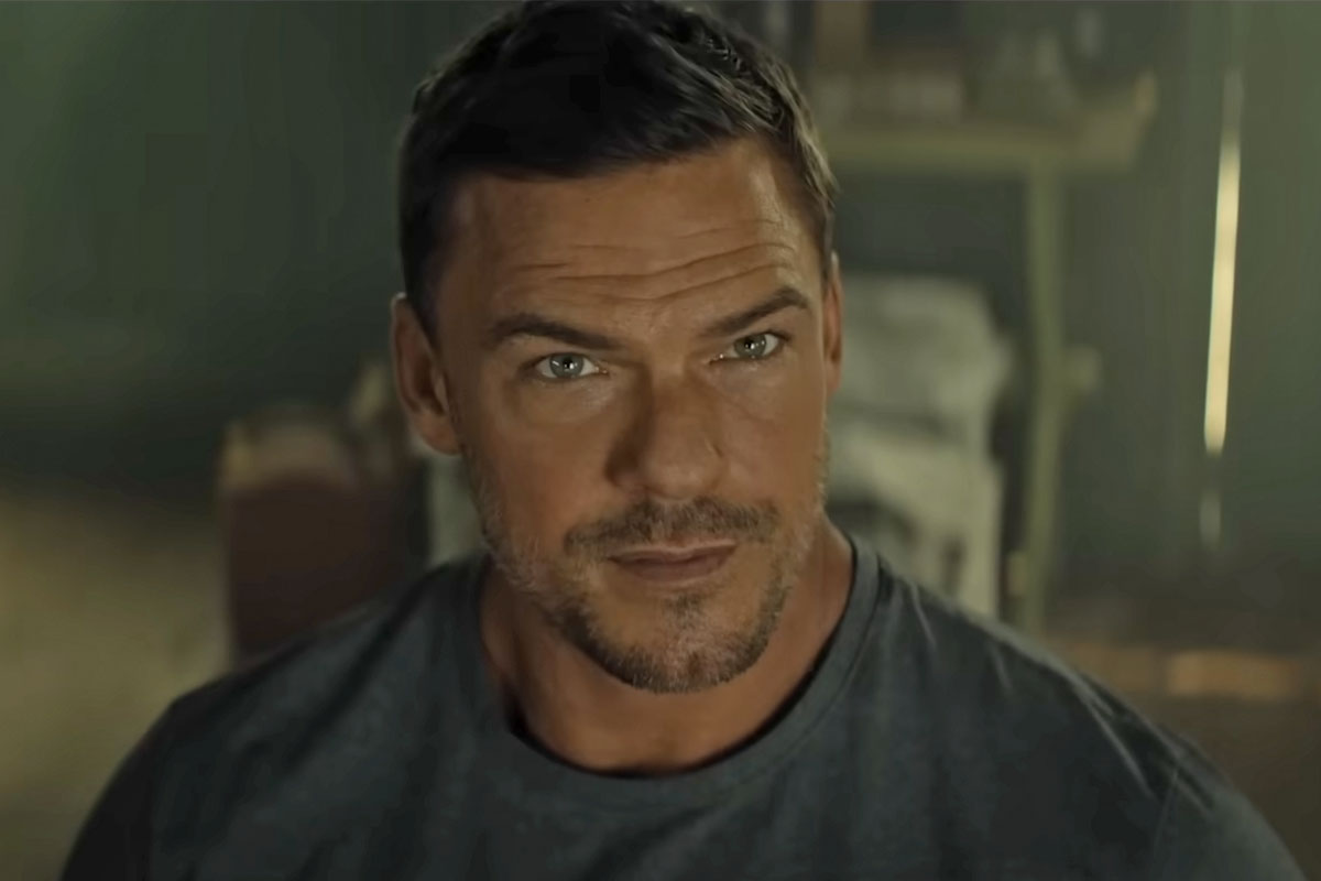 Alan Ritchson Neighbor Brawl: Cops Conclude Investigation And Reveal If Any Charges Will Be  Pursued!