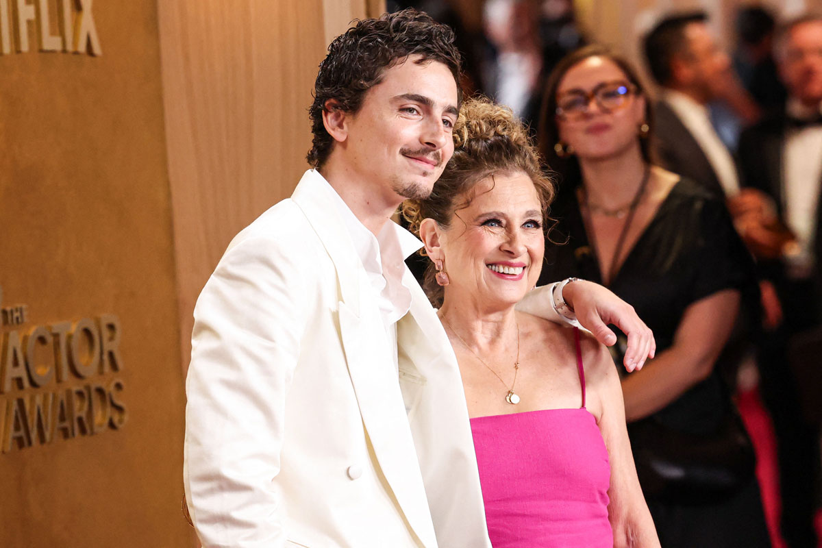 Timothée Chalamet with mom Nicole Flender at 2026 Actor Awards