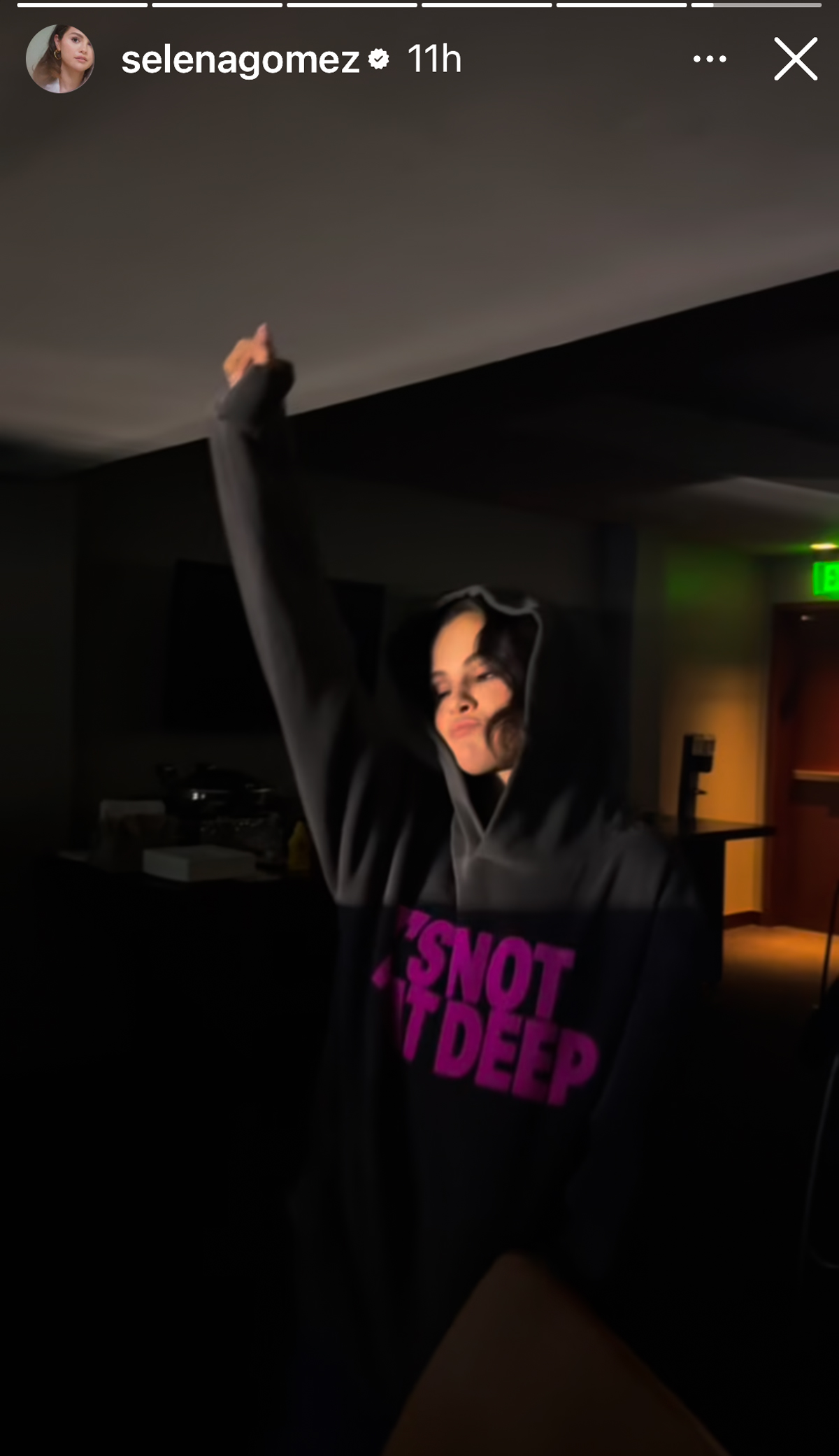 Demi Lovato Reunites With Selena Gomez & Joe Jonas At Tour Opening Night! LOOK! 