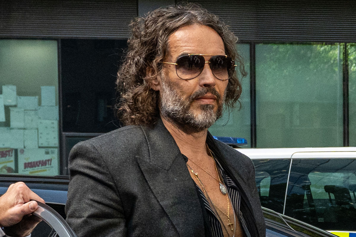 Russell Brand Admits To Sleeping With A 16-Year-Old Girl When He Was 30!