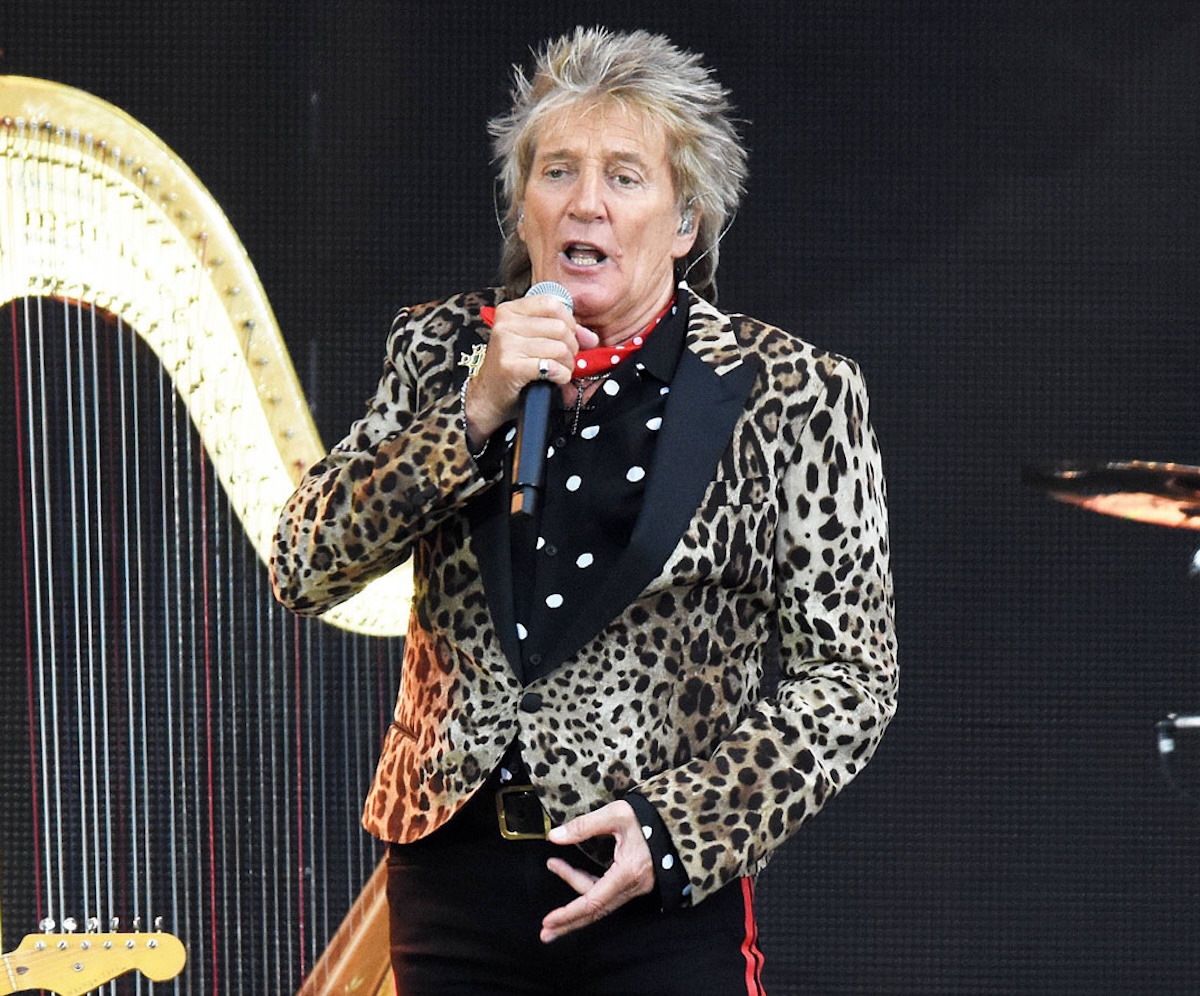 Rod Stewart Cancels Vegas Concerts Due To ‘Doctor’s Advice’ Just HOURS Before Taking The Stage – Perez Hilton Rod Stewart Cancels Vegas Concerts Due To ‘Doctor’s Advice’ Just HOURS Before Taking The Stage – Perez Hilton