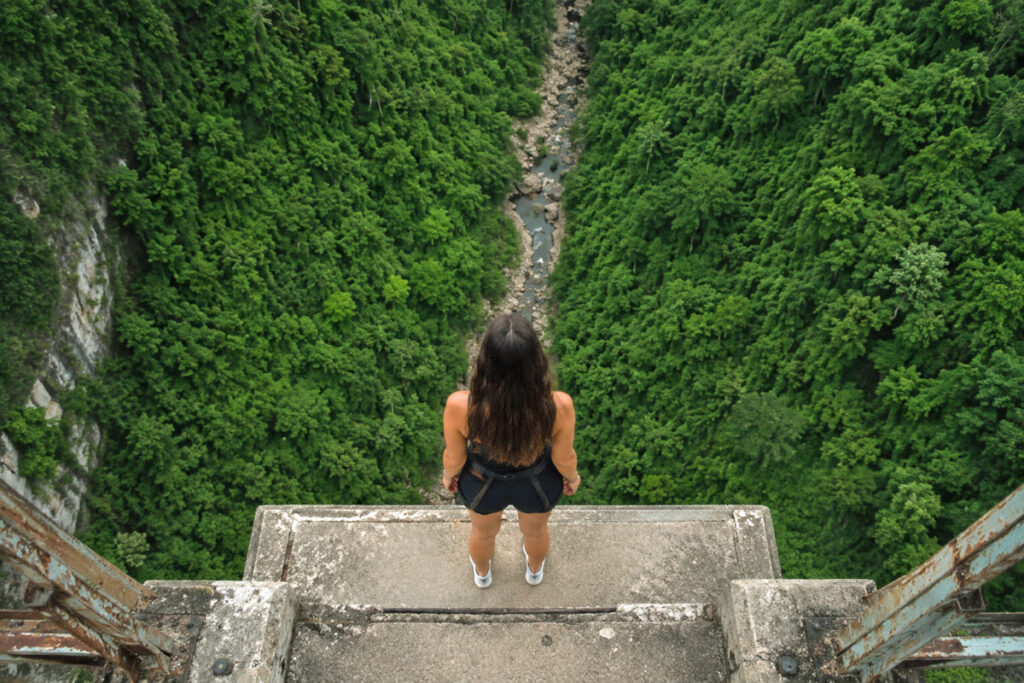 Brazil Bungee Jump Tragedy: Woman Fatally Thrown Without Rope DIDN'T Die On Impact, Off-Duty Nurse Who Tried To Save Her Reveals