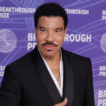 Lionel Richie Gives Fans Concerning Health & Tour Update After Onstage Health Scare