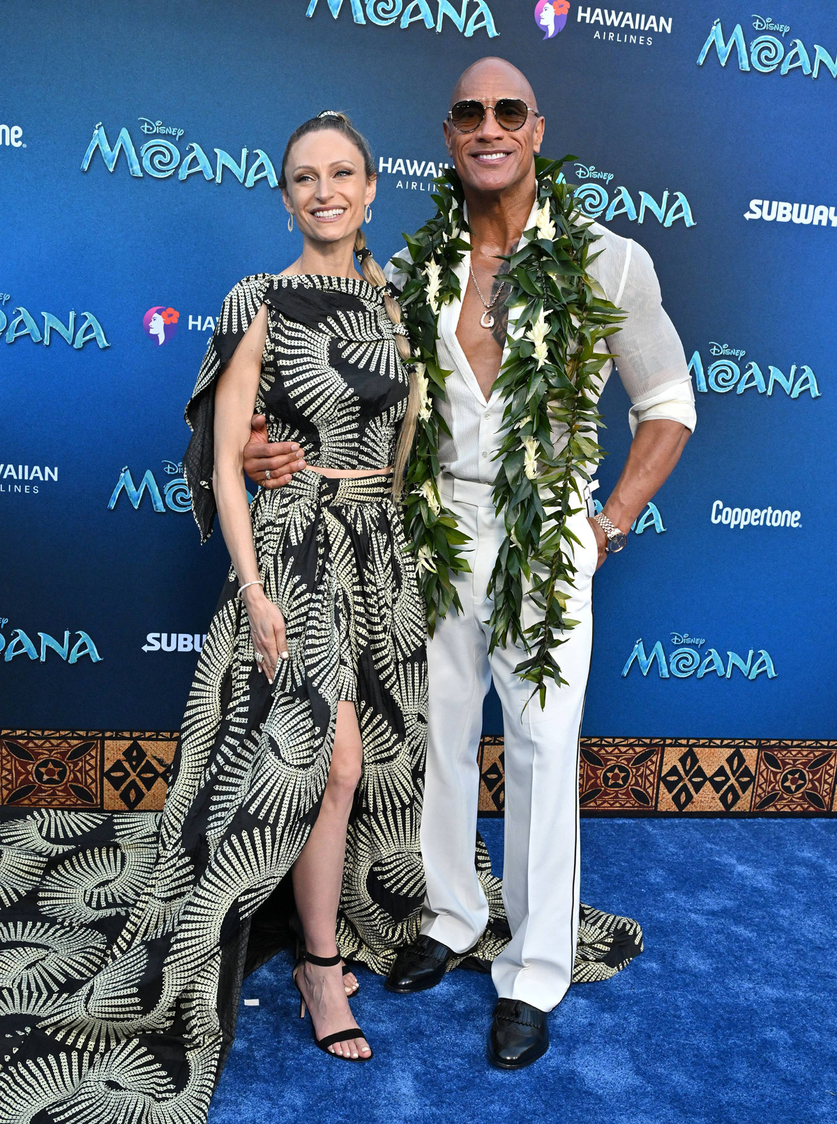 Dwayne Johnson & His Daughters Make Rare Red Carpet Appearance Together At Moana Premiere