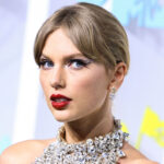 So Sad! Taylor Swift's Former Teacher Turned Bodyguard Passed Away On Her Wedding Day