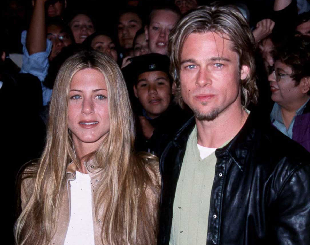 Most Iconic Celebrity Weddings Of All Time: Jennifer Aniston and Brad Pitt