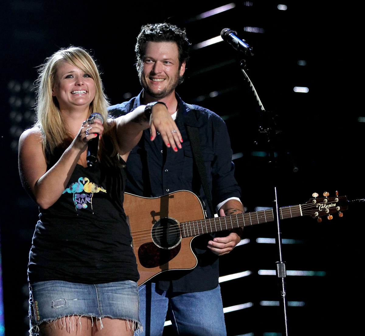 Miranda Lambert shows off her engagement ring from Blake Shelton