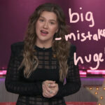Kelly Clarkson Puts Brooklyn Shop ON BLAST After Accusing Them Of Treating Her Like Julia Roberts In Pretty Woman! See Their Latest Response!!