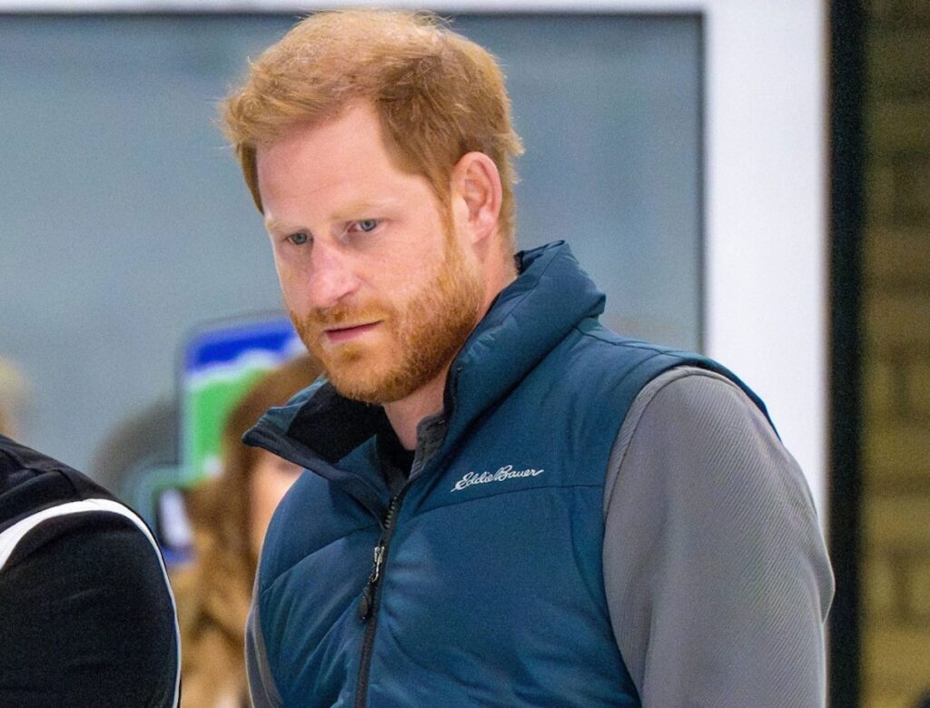 Prince Harry Turns Unexpected Public Appearance At Rugby Match Into VERY Interesting Family Reunion! Whoa!